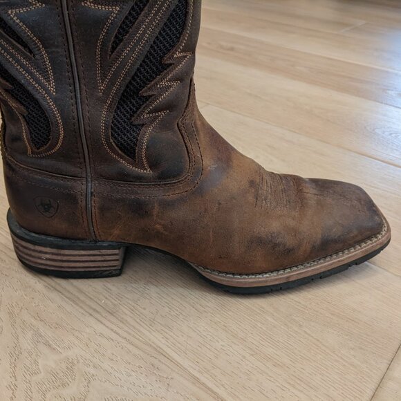 Ariat Hybrid VentTEK Western Boot Men's Sz 9.5 Distressed Tan 10031454 Square - Picture 11 of 16